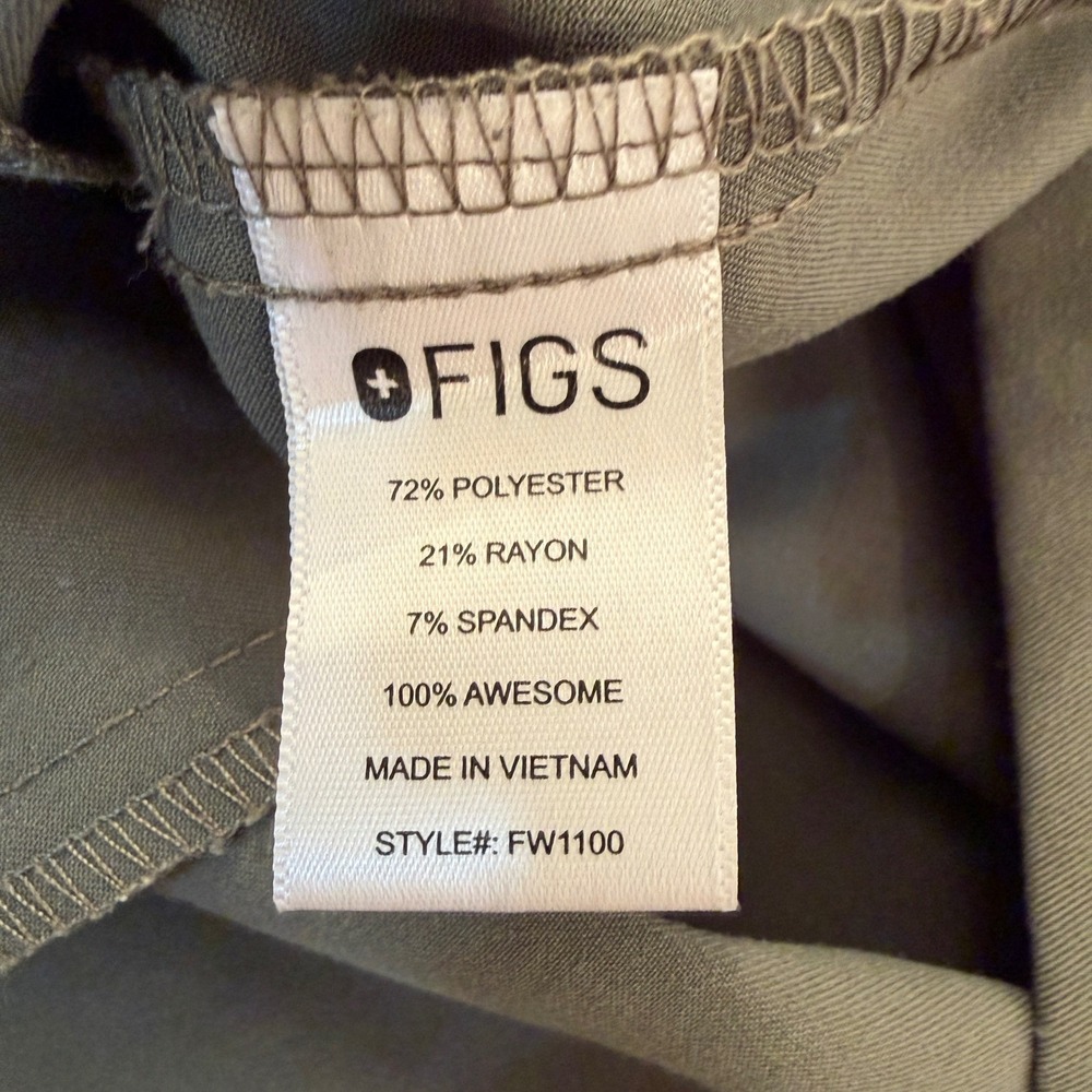FIGS Casma Three Pocket Scrub Top Olive Green Womens Large FW1100 V-Neck - Picture 4 of 5